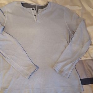 Men's Lululemon lightweight long sleeve shirt